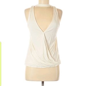 Tart Large White Choker Neck Sleeveless Plunge Top